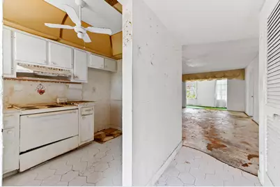 3091 E Sunrise Lakes Drive #302, Sunrise, FL 33322 - Photo 2