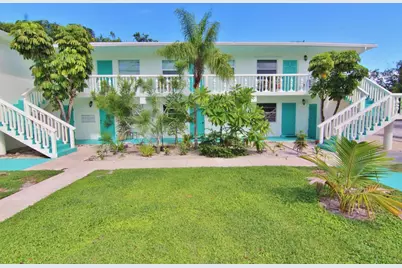 221 SE 3rd Avenue #6, Boynton Beach, FL 33435 - Photo 1