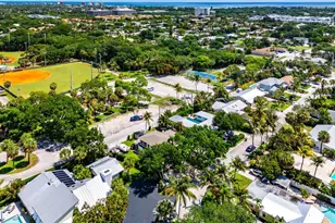 2103 N Palm Cir, North Palm Beach, FL 33408 - Photo 30