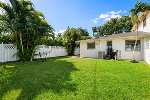 2103 N Palm Cir, North Palm Beach, FL 33408 - Photo 22