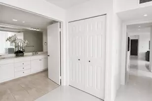 3600 Mystic Pointe Dr, Aventura, FL 33180 - Photo 18