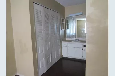 2557 SE Robin Circle, Port Saint Lucie, FL 34952 - Photo 6