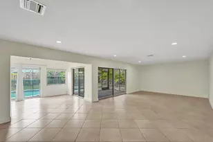 4721 Sarazen Dr, Hollywood, FL 33021 - Photo 8