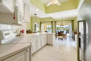 1351 Saint Lawerence Dr, Palm Beach Gardens, FL 33410 - Photo 10