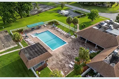 5586 N Lakewood Circle #A, Margate, FL 33063 - Photo 32