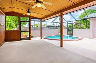 814 SE Corto Ct, Port Saint Lucie, FL 34983 - Photo 22