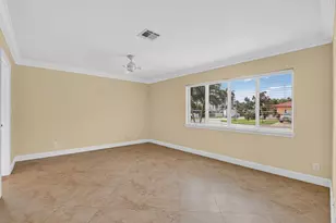 899 Granada Dr, Boca Raton, FL 33432 - Photo 14
