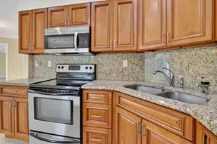 899 Granada Dr, Boca Raton, FL 33432 - Photo 12