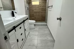 410 NW 68th Ave, Plantation, FL 33317 - Photo 10
