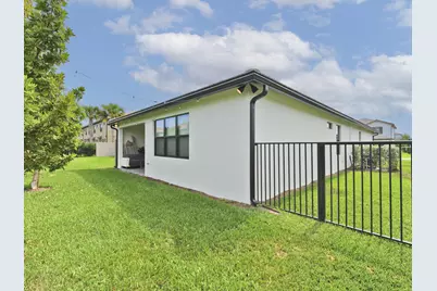 4808 Chantilly Road, Lake Worth, FL 33467 - Photo 30