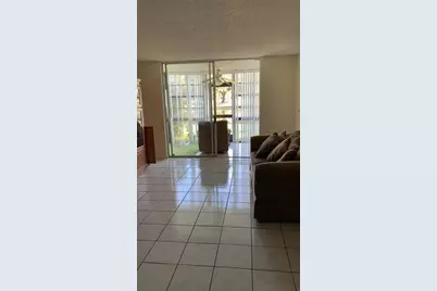 3740 Inverrary Drive #1E, Lauderhill, FL 33319 - Photo 4