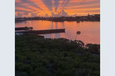 21 Harbour Isle Drive W #302, Fort Pierce, FL 34949 - Photo 2