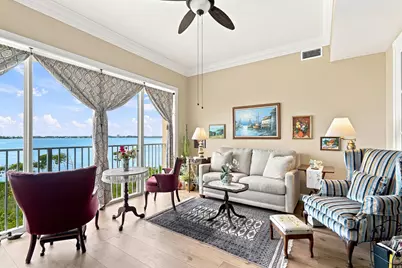 21 Harbour Isle Drive W #302, Fort Pierce, FL 34949 - Photo 4