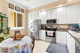 21 Harbour Isle Dr W, Fort Pierce, FL 34949 - Photo 14