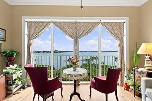 21 Harbour Isle Dr W, Fort Pierce, FL 34949 - Photo 4