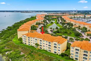 21 Harbour Isle Dr W, Fort Pierce, FL 34949 - Photo 24