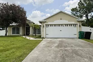 2133 SW Larchmont Ln, Port Saint Lucie, FL 34984 - Photo 1