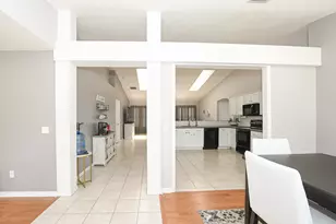 2133 SW Larchmont Ln, Port Saint Lucie, FL 34984 - Photo 8