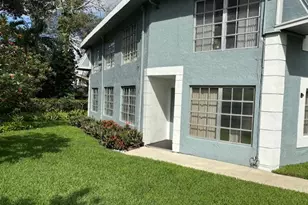 422 SW 9th St, Boca Raton, FL 33432 - Photo 2