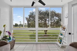 3951 Via Poinciana, Lake Worth, FL 33467 - Photo 24