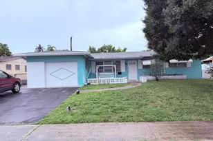 701 SW 64th Terrace, Pembroke Pines, FL 33023 - Photo 1