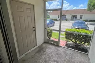 11957 Sturbridge Ln, Wellington, FL 33414 - Photo 12