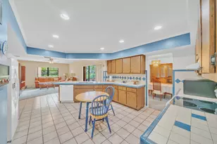 1222 Essex Dr, Wellington, FL 33414 - Photo 10