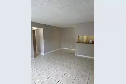 1004 Twin Lakes Drive, Coral Springs, FL 33071 - Photo 2