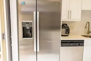 1700 Embassy Dr, West Palm Beach, FL 33401 - Photo 20