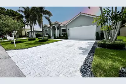 5181 NW 50th Terrace, Coconut Creek, FL 33073 - Photo 2