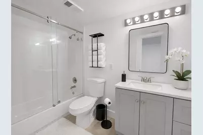 955 Egret Circle #501, Delray Beach, FL 33444 - Photo 8