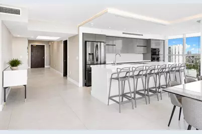 16500 Collins Avenue #1751, Sunny Isles Beach, FL 33160 - Photo 2