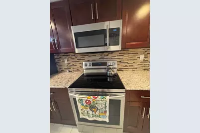 1075 Riverside Drive #303, Coral Springs, FL 33071 - Photo 4