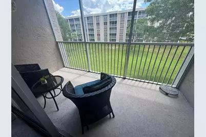 1075 Riverside Drive #303, Coral Springs, FL 33071 - Photo 12
