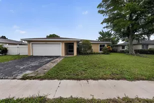 8208 NW 75th Ave, Tamarac, FL 33321 - Photo 2