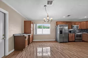 8208 NW 75th Ave, Tamarac, FL 33321 - Photo 16