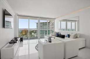 333 NE 21st Ave, Deerfield Beach, FL 33441 - Photo 2