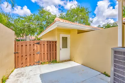 227 Old Meadow Way, Palm Beach Gardens, FL 33418 - Photo 6