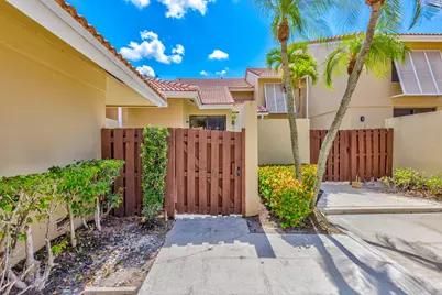 227 Old Meadow Way, Palm Beach Gardens, FL 33418 - Photo 4