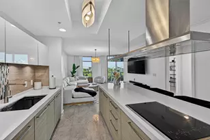 17301 Biscayne Blvd, North Miami Beach, FL 33160 - Photo 10