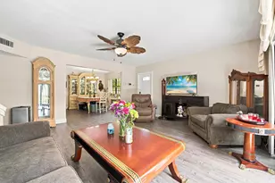126 Weybridge Cir, Royal Palm Beach, FL 33411 - Photo 8