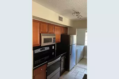 160 Yacht Club Way #211, Hypoluxo, FL 33462 - Photo 10