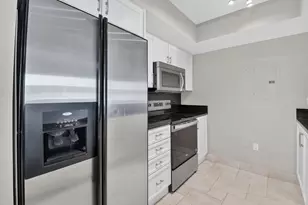 99 SE Mizner Blvd, Boca Raton, FL 33432 - Photo 14