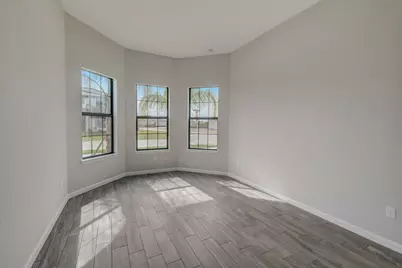 837 SE Courances Drive, Port Saint Lucie, FL 34984 - Photo 10