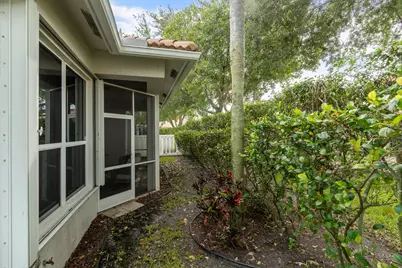 8620 High Cay, West Palm Beach, FL 33411 - Photo 18