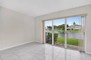 9203 Boca Gardens Cir S, Boca Raton, FL 33496 - Photo 4