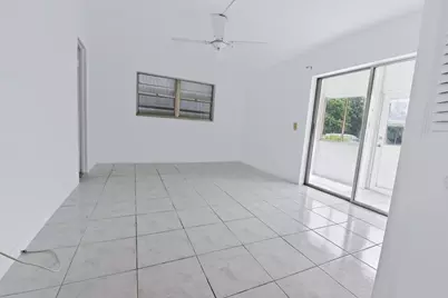 264 Northampton N, West Palm Beach, FL 33417 - Photo 8