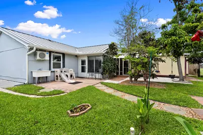 718 SW Abraham Avenue, Port Saint Lucie, FL 34953 - Photo 6