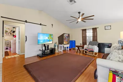 718 SW Abraham Avenue, Port Saint Lucie, FL 34953 - Photo 32