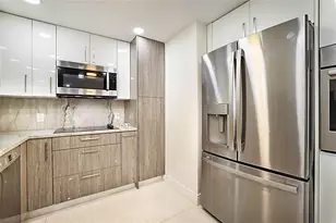 2800 N Ocean Dr, Riviera Beach, FL 33404 - Photo 12